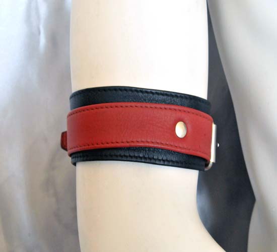 Buckled 2-Part Red Buckled 2-Part Red